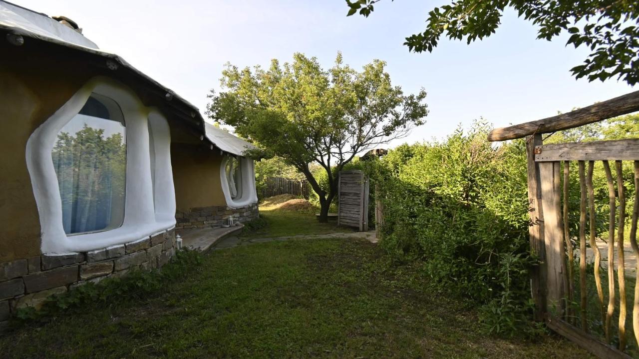 Clay House Banya Villa Banya  Exterior photo